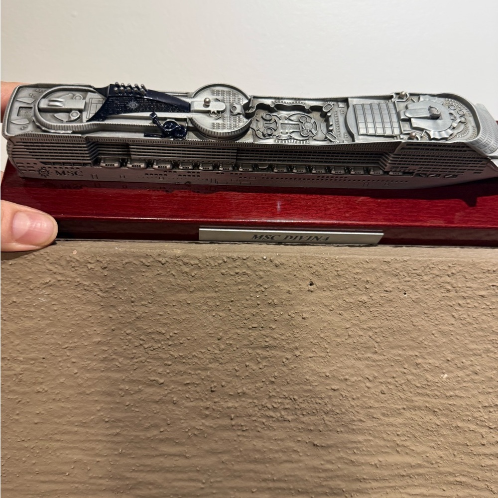 MSC Divina Cruise Ship Metal On Wood 11” Model - Picture 2 of 12